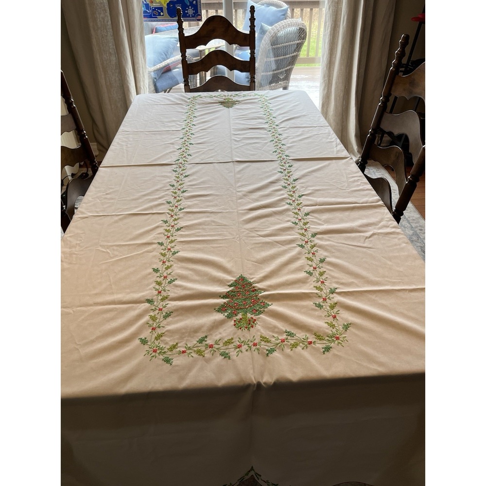 Vintage Christmas Banquet Linens Tablecloth Napkins‎ Cross Stitch Tree Holly